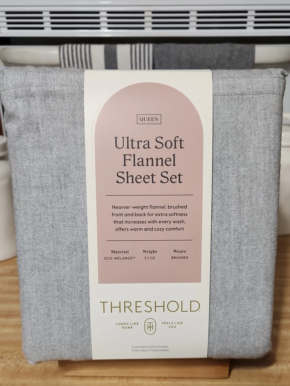 Threshold Ultra Soft Flannel Sheet Set. Queen.